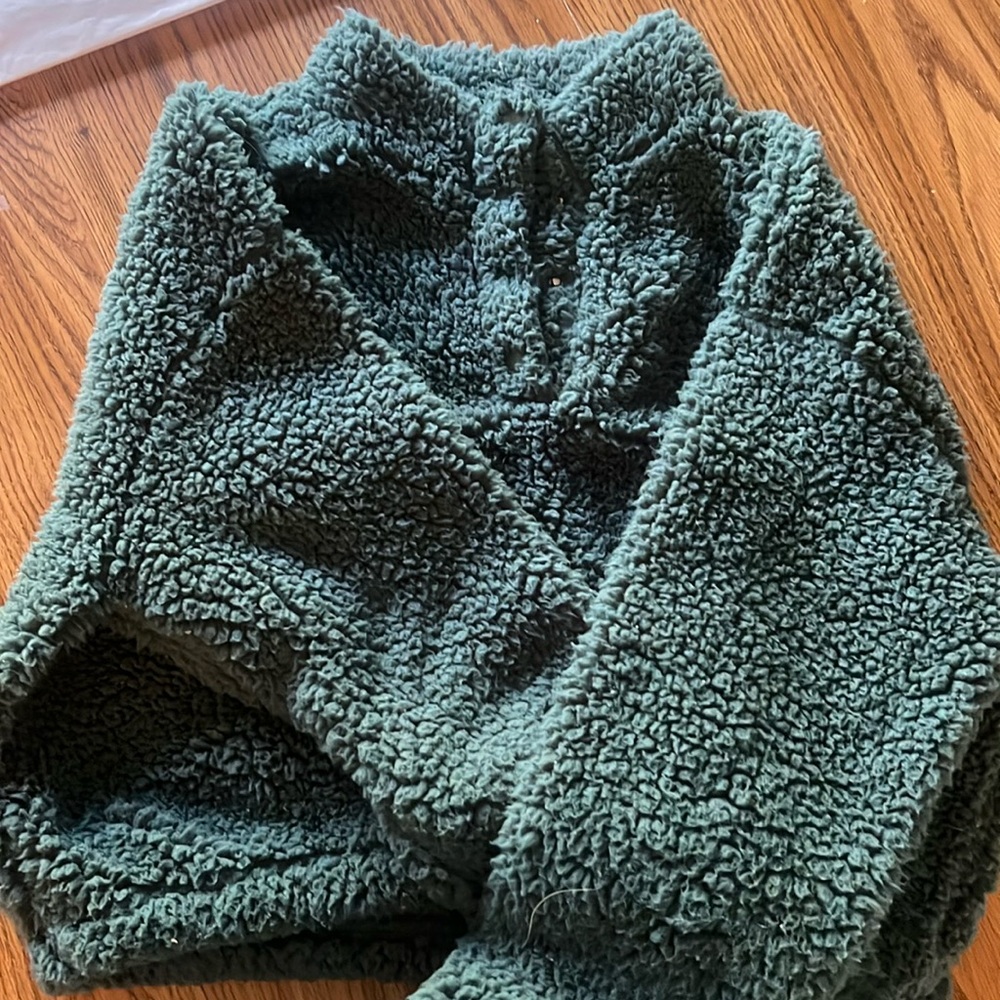 pacsun cropped fleece